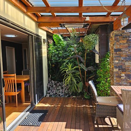 ניו פלימות' Heta Road B&B מראה חיצוני תמונה