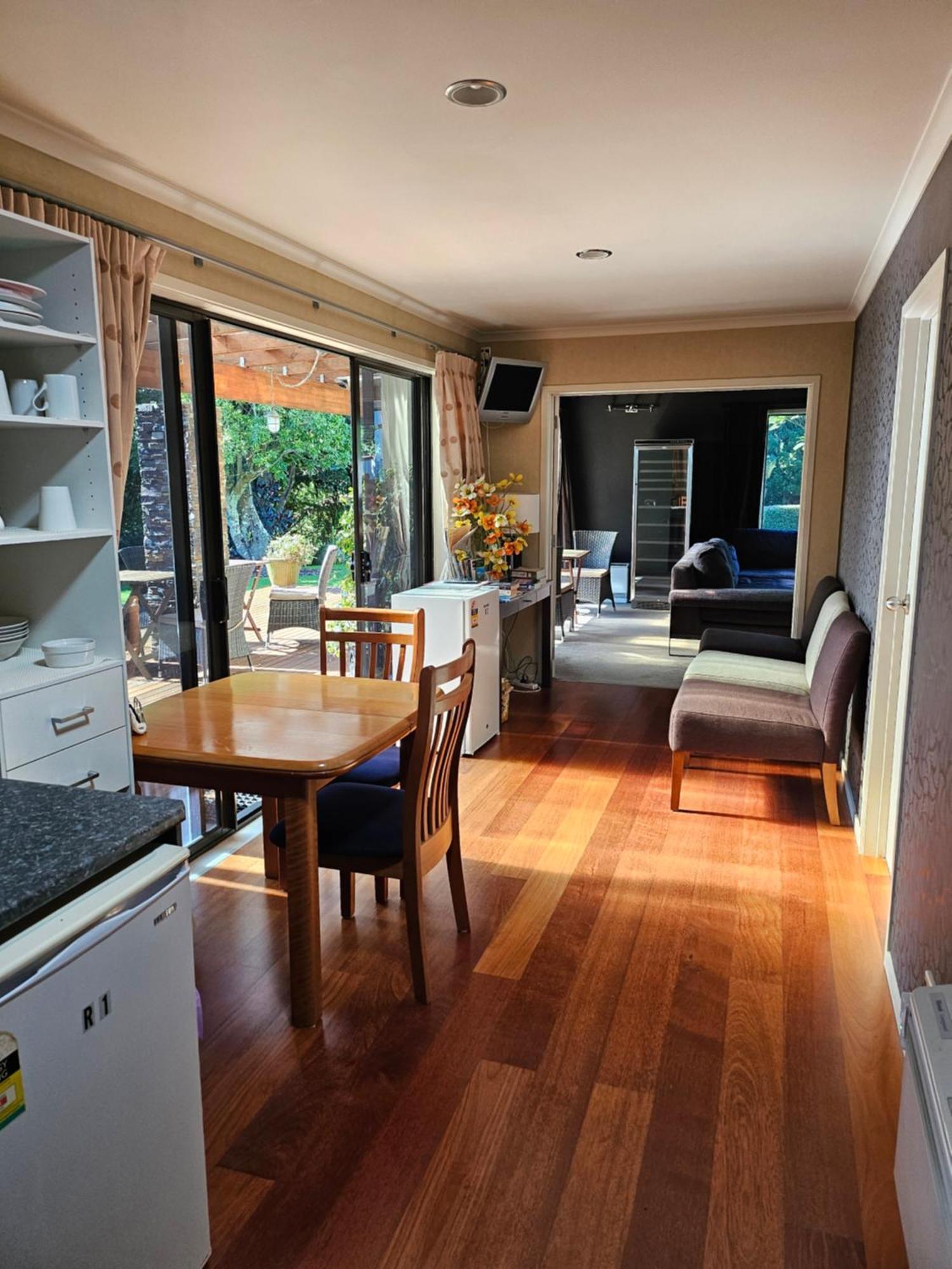 ניו פלימות' Heta Road B&B מראה חיצוני תמונה