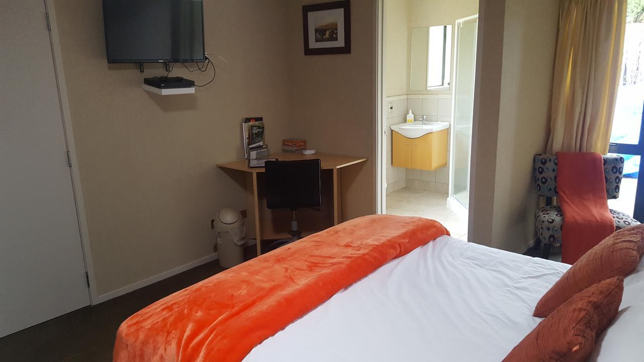ניו פלימות' Heta Road B&B מראה חיצוני תמונה